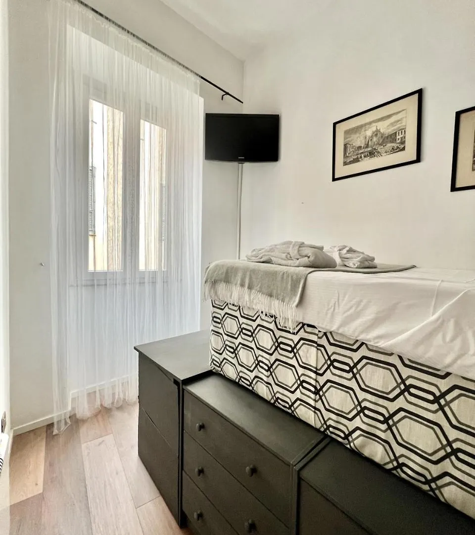 Quirinale Apartment In Rome